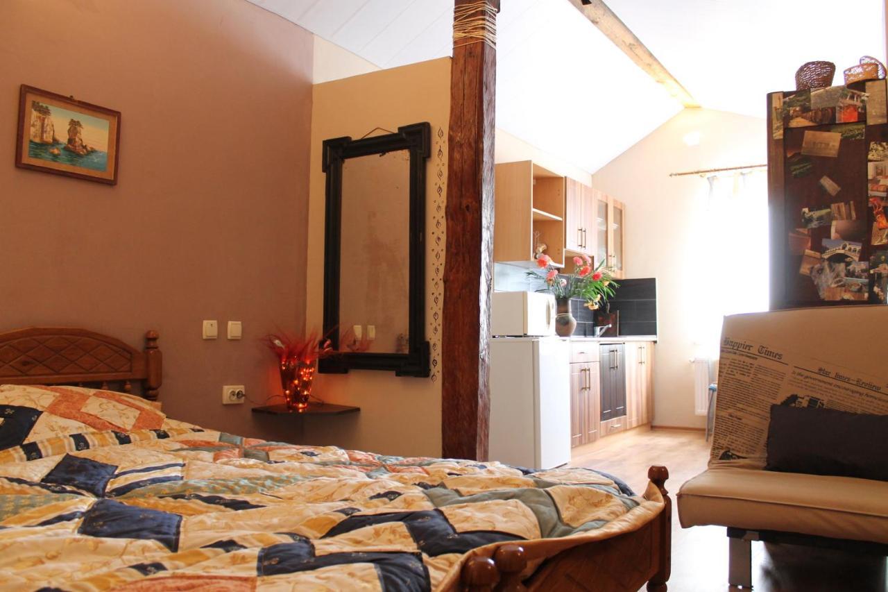 Hotel Calipso Kharkiv Eksteriør billede